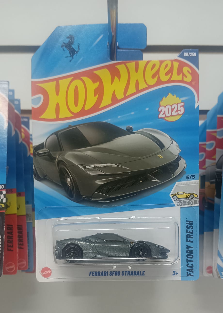 Ferrari SF90 Stradale Gris