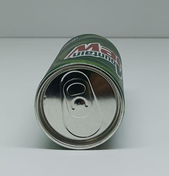 Auto NASCAR #19 Mountain Dew Dodge 1:64 – Edición Especial en Lata de Colección